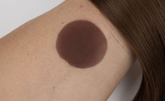 SPRAY RETOCADOR RAÍCES SHIRU CAOBA ,150 ML ASUER